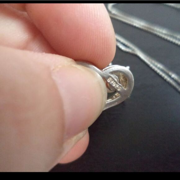 VINTAGE SIGNED STERLING SILVER PEARL HEART 18" NECKLACE - Picture 2 of 3